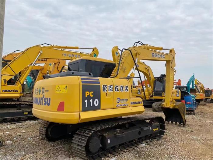 Used Komatsu PC110 2