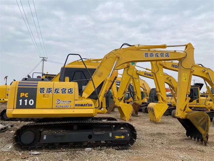 Used Komatsu PC110 Excavator