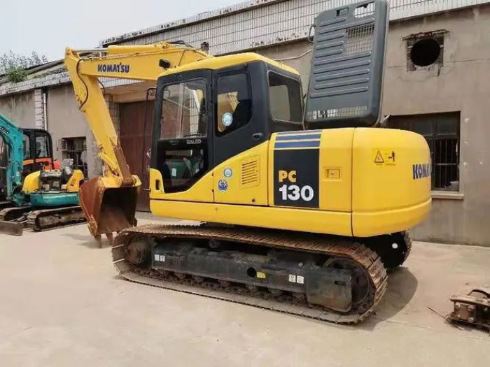 Used Komatsu PC130 Excavator