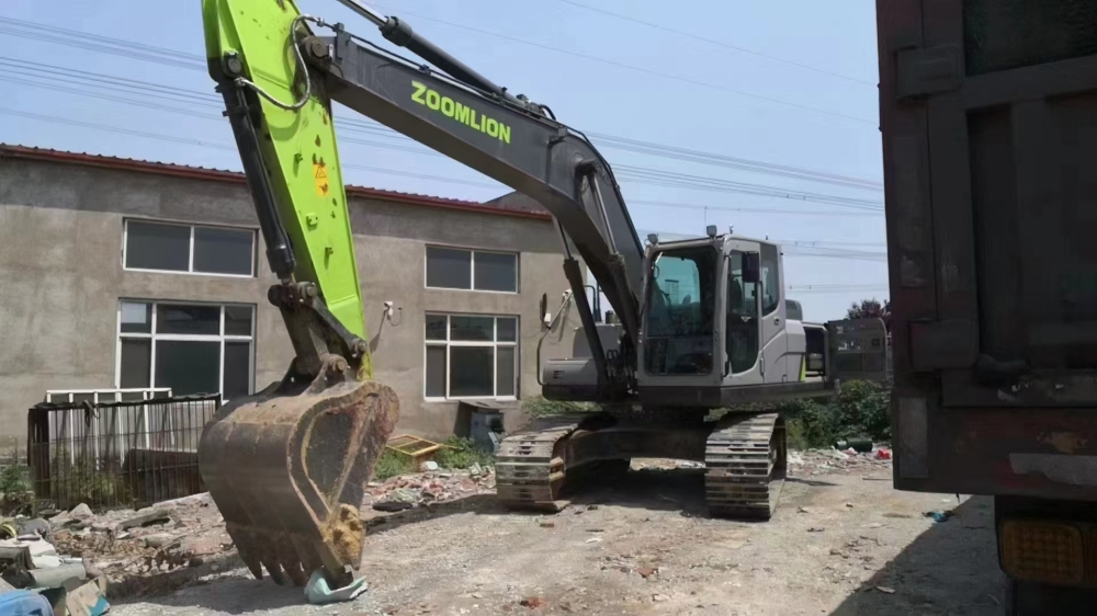 Used ZOOMLION ZE215E Excavator