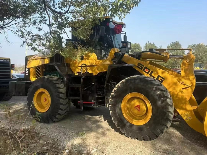 Used SDLG 956 Loader