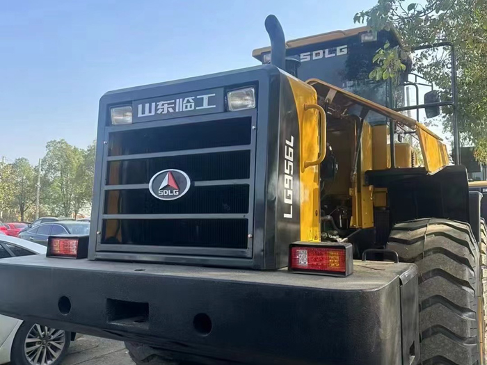 Used SDLG 956 Loader