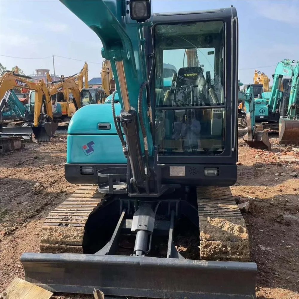 Used Sunward Swe60E Excavator mini (1)