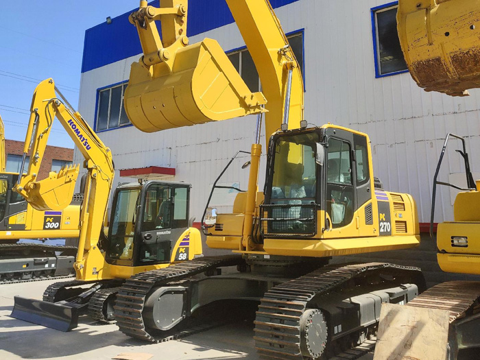 Used Komatsu PC270 Excavator