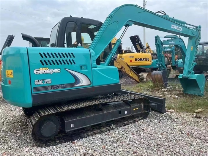 Used Kobelco SK75 Excavator