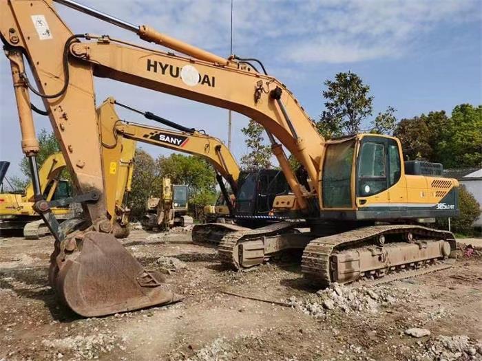 Used Hyundai R385 Excavator