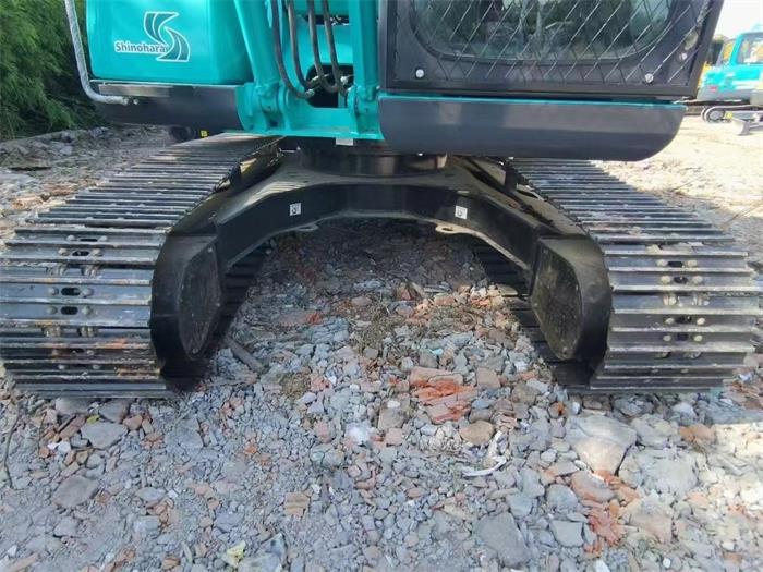 Used Kobelco SK140 Excavator