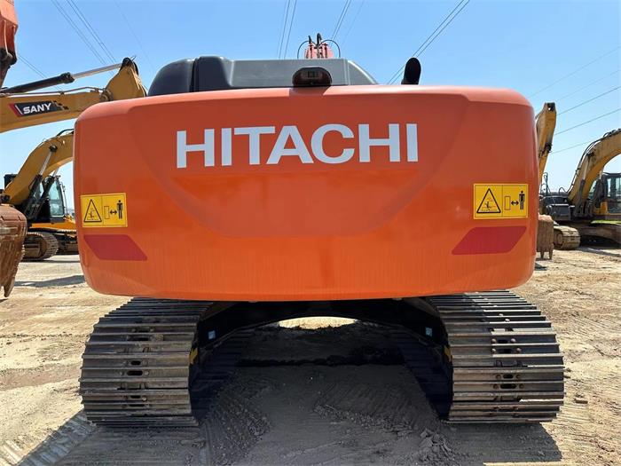 Used Hitachi ZX210 Excavator