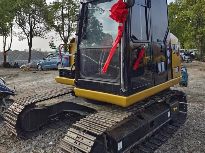 Used CAT 307 Excavator