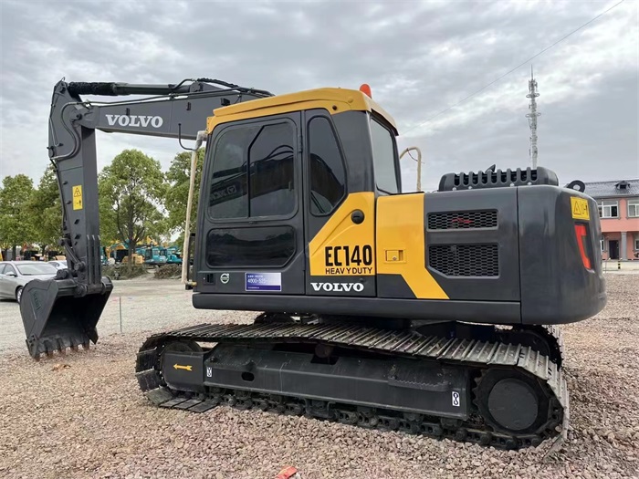 Used Volvo EC140 Excavator