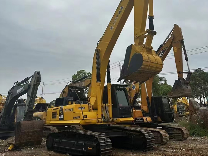 Used Komatsu PC450 Excavator