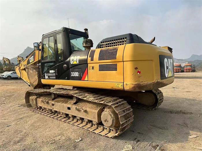 Used CAT 330 Excavator